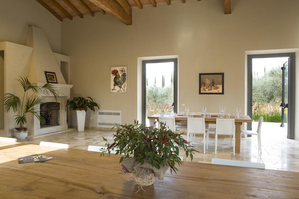 Agriturismo Tra Gli Ulivi, Chiappini Winery Болгери Екстериор снимка